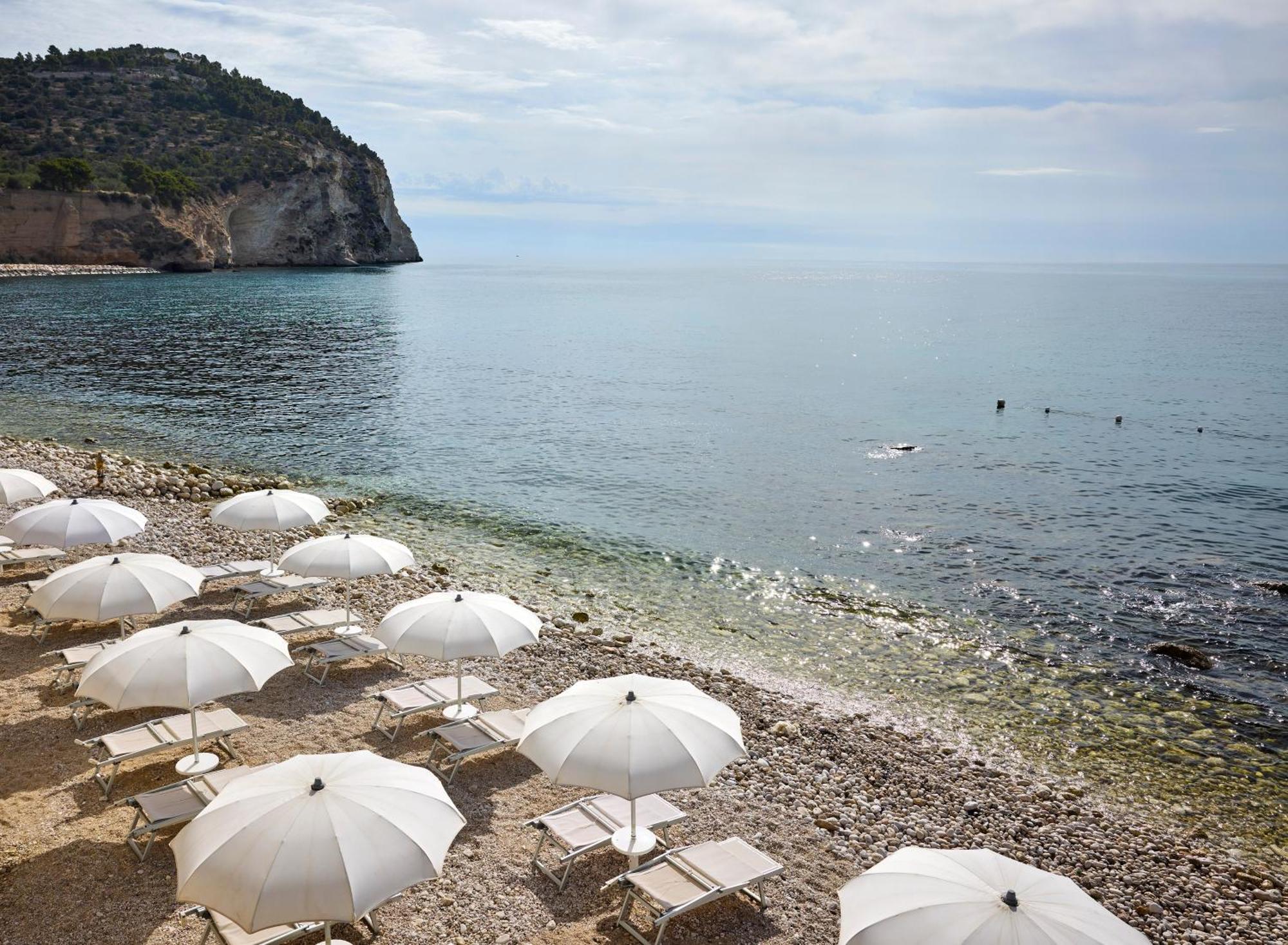 La Casa E Il Mare, Private Bay Hotel Mattinata Exterior foto
